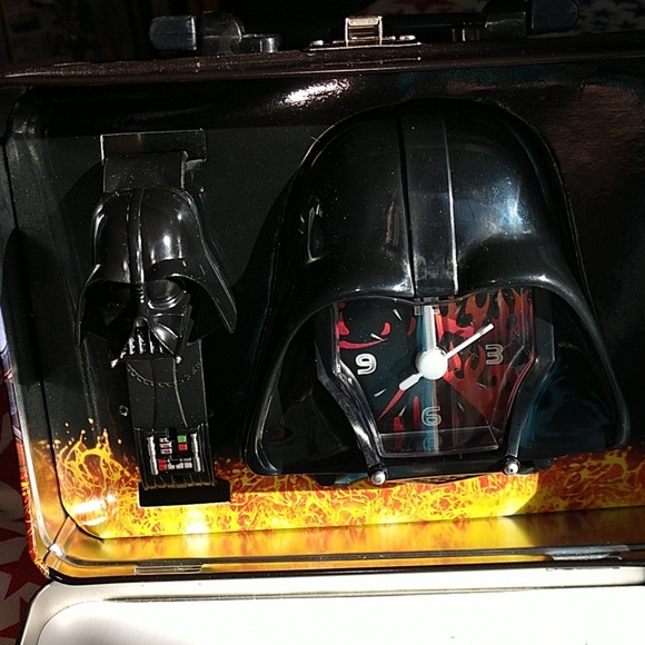 NWOT Star Wars Watch/Clock Set - Picture 6 of 6
